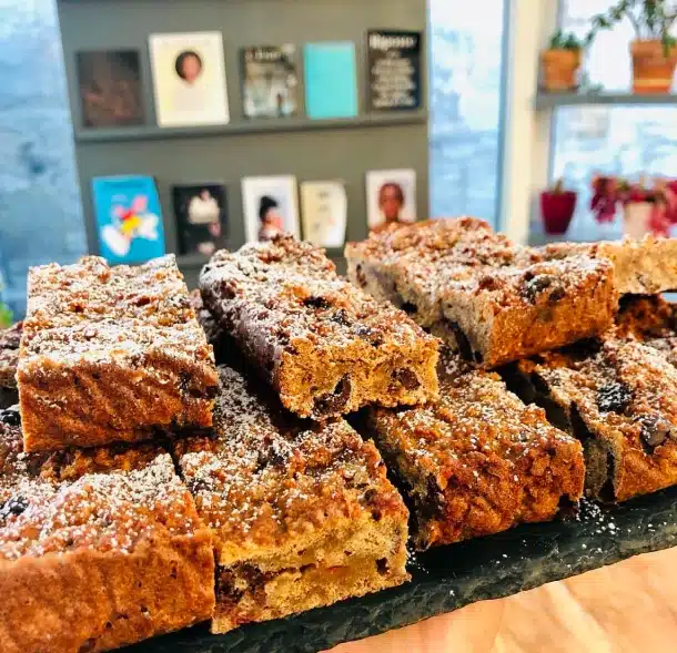 cafe granola bars